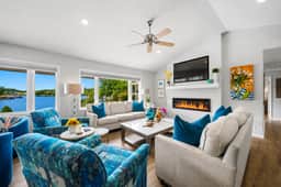 Bayshore Breeze" | Stunning Lakefront Views*Hot Tub*Boat Slip*Putting Green*Arcade Games