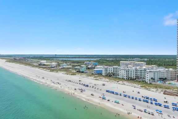 Palm Beach #B12" | Beachfront 1BR | Ground Level | Pool & Gulf Views | Heated Pools | Gym | Sleeps 4
