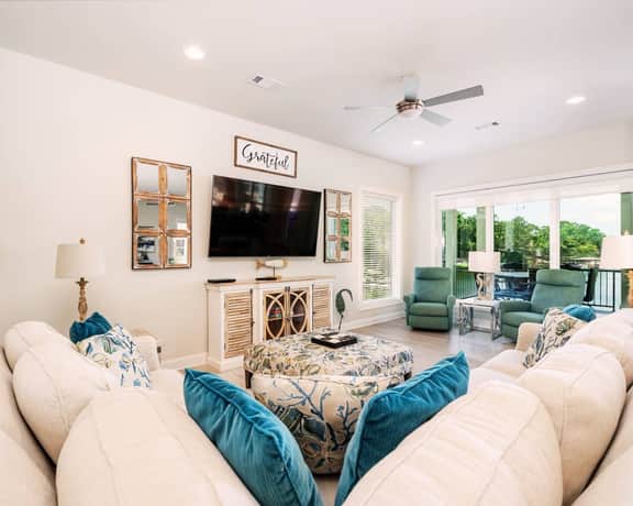 Relax Lane" | Lakefront Views*Private Pool*Hot tub*Putting Green*Firepit*Boat Slip